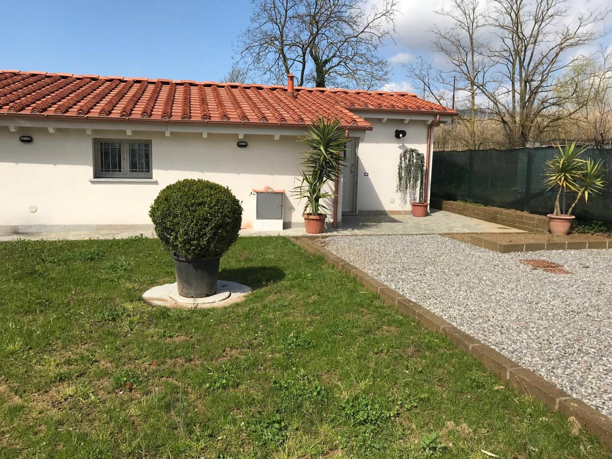 La Camelia Villa Massa e Cozzile Eksteriør bilde